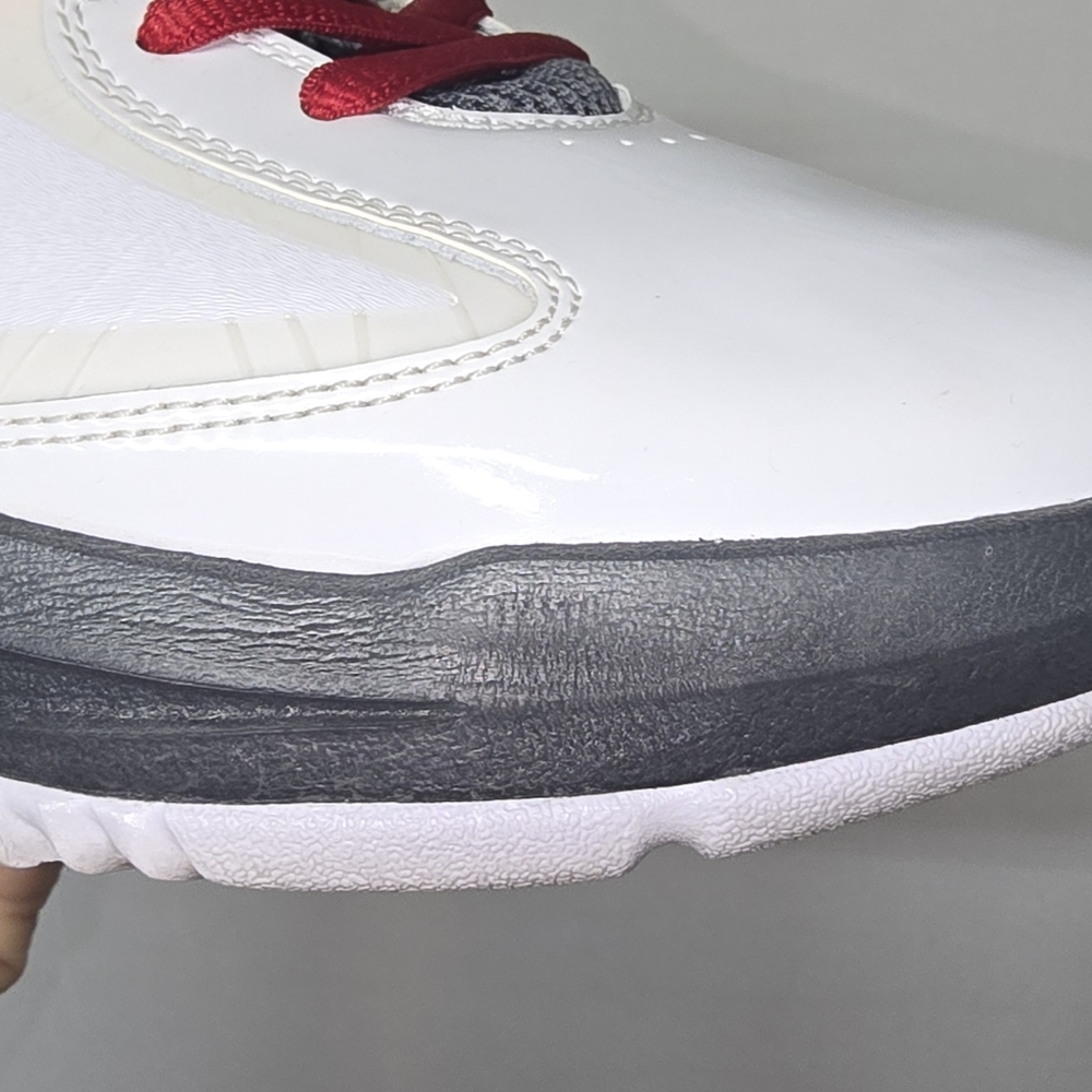 Jordan White and Red 2012 Athletic Shoes with Iconic Design - Picture 7 of 7